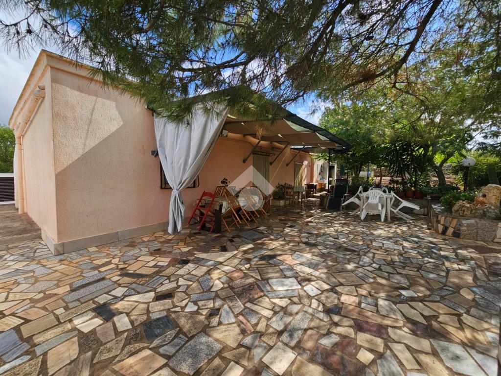 Дом с 2 спальнями в Челье Мессапика, Италия № 300018