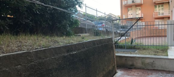 3 rooms Apartment in Arenzano, Italy No. 35814 5