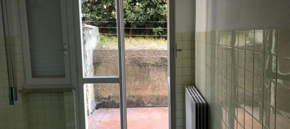 3 rooms Apartment in Arenzano, Italy No. 35814 4