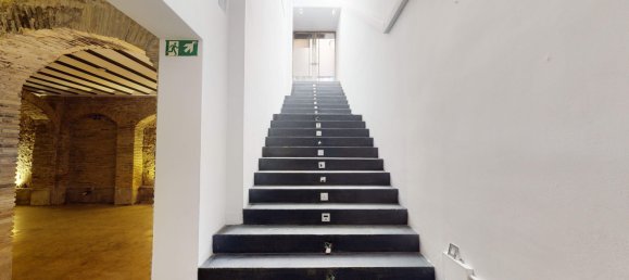 400m² Commercial property in Zaragoza, Spain No. 61492 2