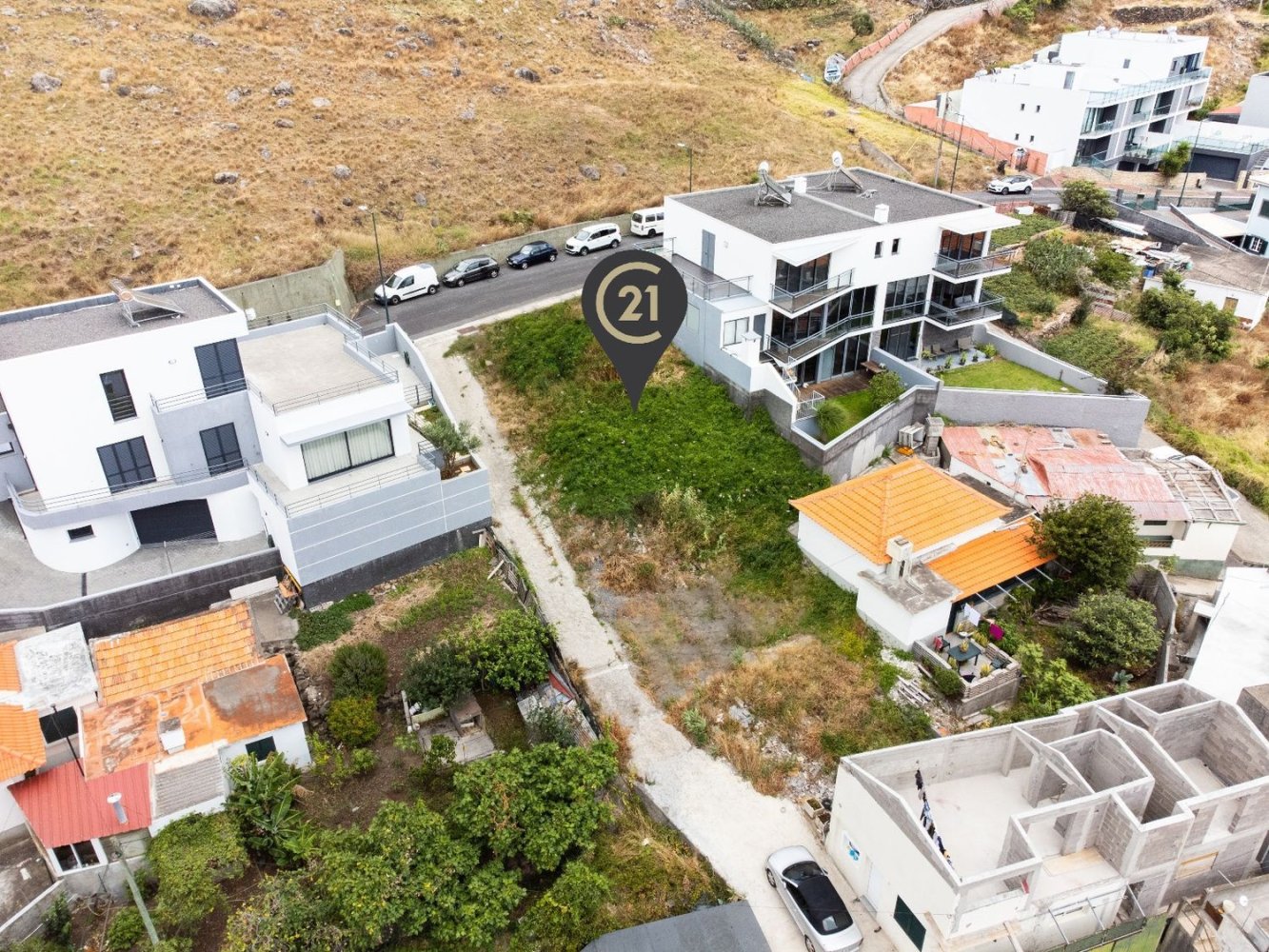  Land in Machico, Portugal No. 234066