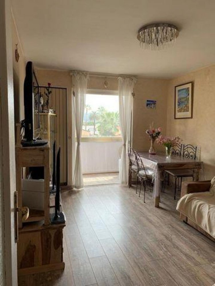 Condominio de 2 dormitorios en Cannes, France No. 7773