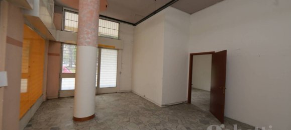 3 rooms Commercial property in Busto Arsizio, Italy No. 192472 20