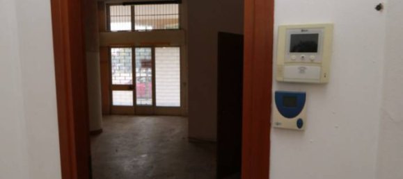 3 rooms Commercial property in Busto Arsizio, Italy No. 192472 18