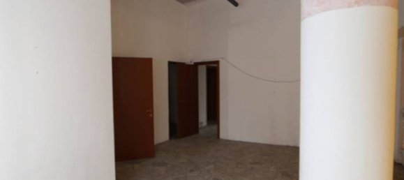3 rooms Commercial property in Busto Arsizio, Italy No. 192472 21