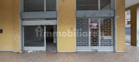 3 rooms Commercial property in Busto Arsizio, Italy No. 192472 22