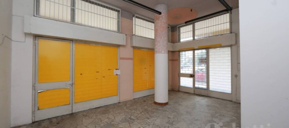 3 rooms Commercial property in Busto Arsizio, Italy No. 192472 9