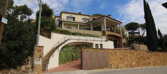 Дом с 5 спальнями в Оливелла, Испания № 120588 2