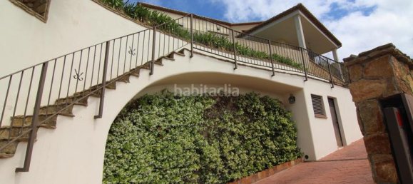 Дом с 5 спальнями в Оливелла, Испания № 120588 3