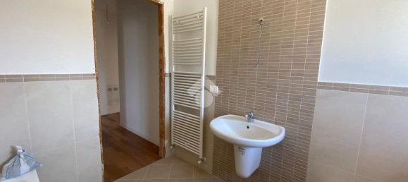 4-Zimmer Wohnung in Bastia Umbra, Italy, Nr. 155622 20