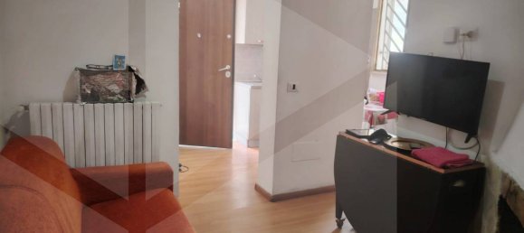 Casa de 3 habitaciónes en Bari, Italy No. 28758 7