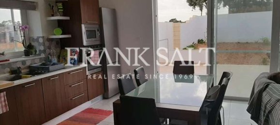 3 Schlafzimmer Maisonette-Wohnung in Gharghur, Malta, Nr. 9875 2