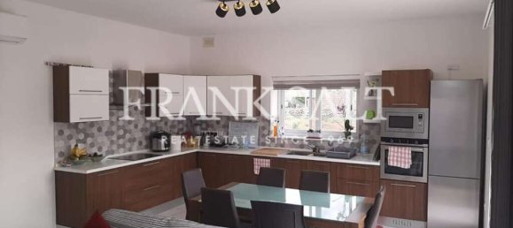 3 Schlafzimmer Maisonette-Wohnung in Gharghur, Malta, Nr. 9875 4