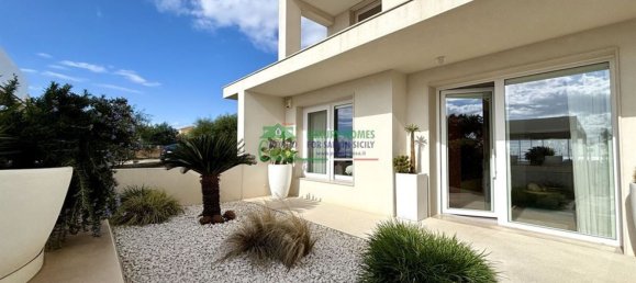 4 bedrooms Villa in Ragusa, Italy No. 151733 2