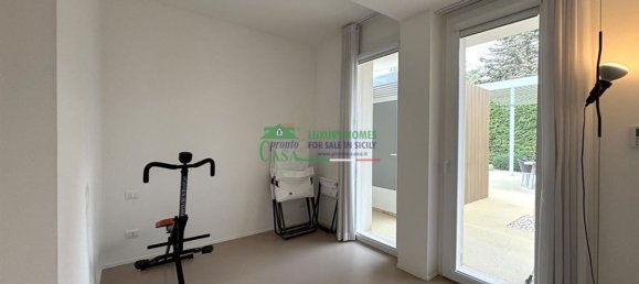 4 bedrooms Villa in Ragusa, Italy No. 151733 14