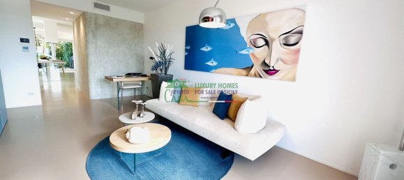 4 bedrooms Villa in Ragusa, Italy No. 151733 3