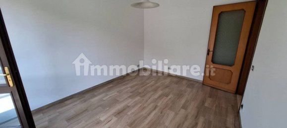 2 Schlafzimmer Wohnung in Castellinaldo d'Alba, Italy, Nr. 334031 12