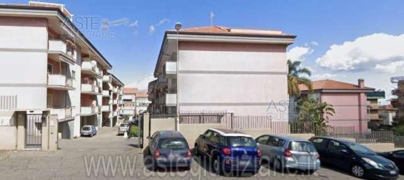5 rooms Apartment in Aci Catena, Italy No. 200170 7