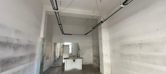 45m² Commercial property in Syracuse, Italy No. 334866 10