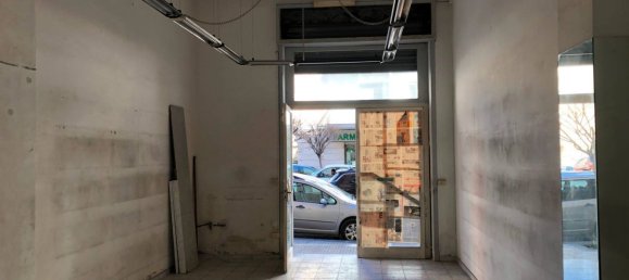 45m² Commercial property in Syracuse, Italy No. 334866 12