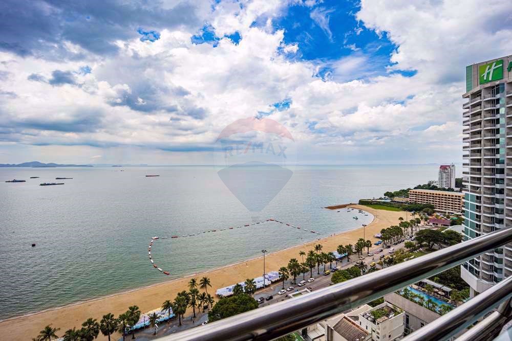 2 bedrooms Apartment in Pattaya, Thailand No. 4266