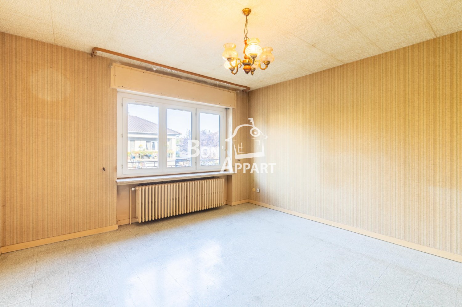 3 Schlafzimmer Haus in Bousse, France, Nr. 245945