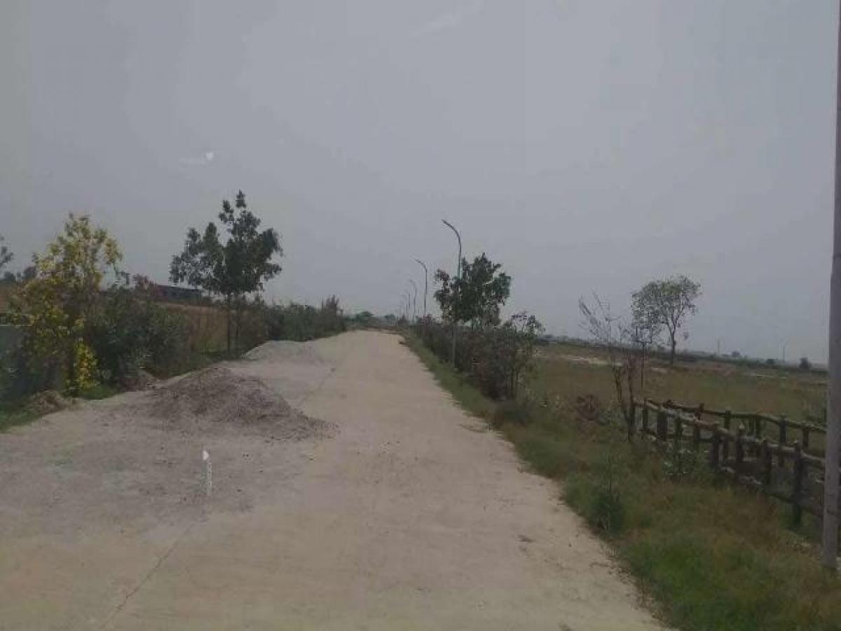  Land in Ghaziabad, India No. 34173