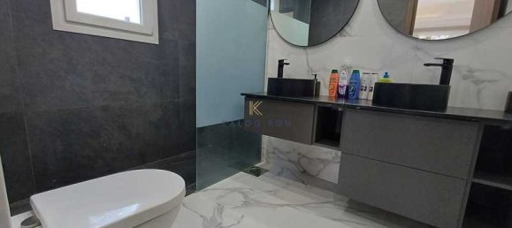 Propiedad comercial de 3 dormitorios en Pervolia, Cyprus No. 20041 16