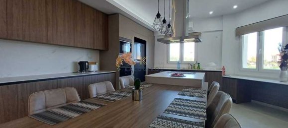 Propiedad comercial de 3 dormitorios en Pervolia, Cyprus No. 20041 6