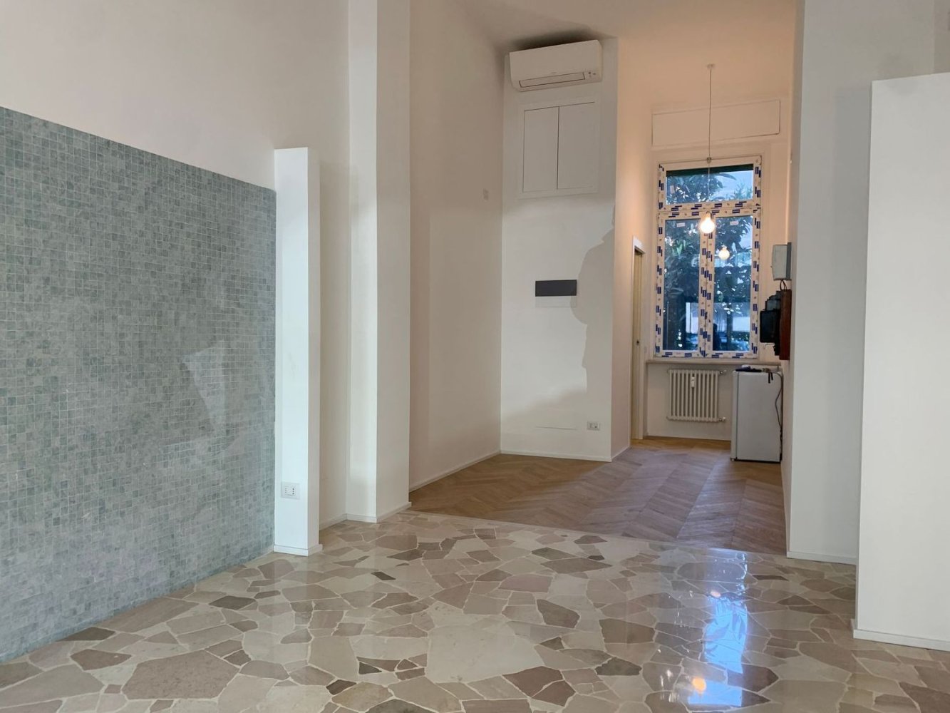 Gewerbliche Immobilie in Milan, Italy 35m², Nr. 261593