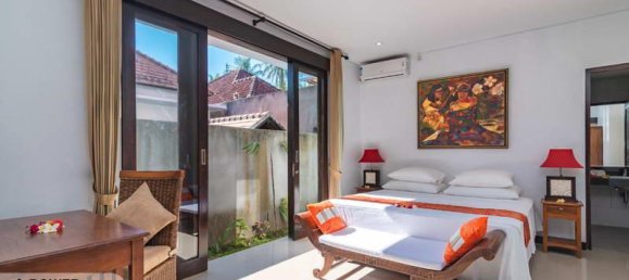 Villa de 4 dormitorios en Lovina, Indonesia No. 4009 4