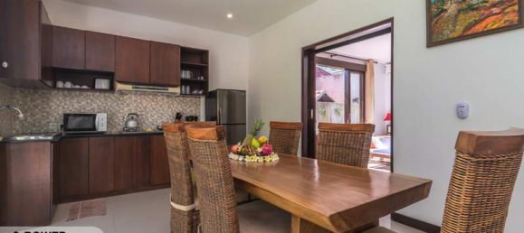 Villa de 4 dormitorios en Lovina, Indonesia No. 4009 13