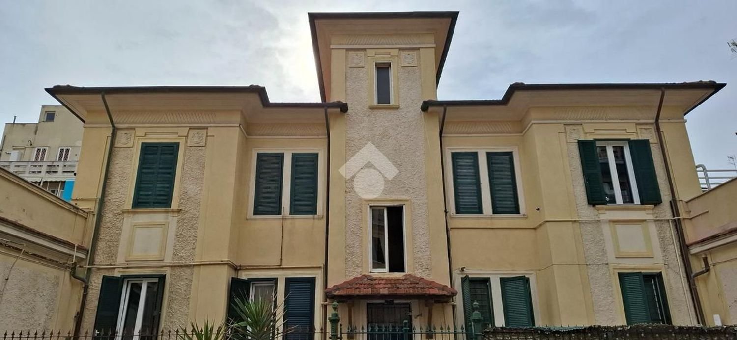 3غرفة شقة في Rome, Italy رقم 203920