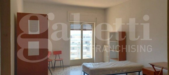2 bedrooms Apartment in Bari, Italy No. 267327 6