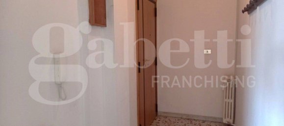 2 bedrooms Apartment in Bari, Italy No. 267327 4