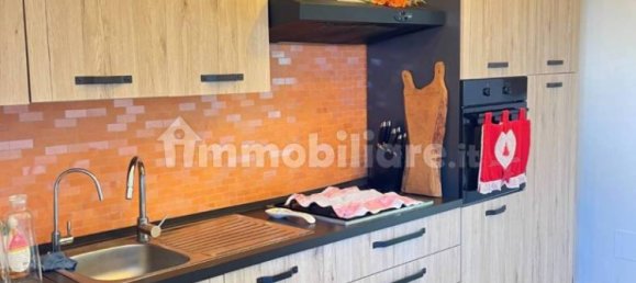 Квартира с 2 спальнями в Каррара, Италия № 188999 9