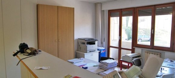 70m² Parking in Chianciano Terme, Italy No. 39138 2