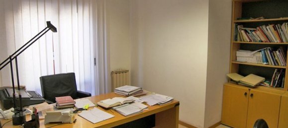 70m² Parking in Chianciano Terme, Italy No. 39138 6