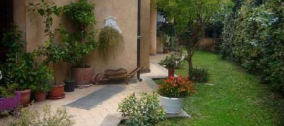 5 rooms Apartment in Rocca di Papa, Italy No. 189674 3