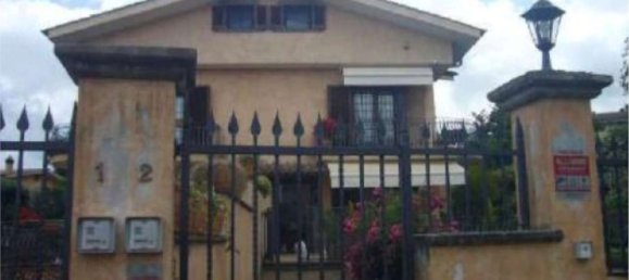 5 rooms Apartment in Rocca di Papa, Italy No. 189674 2