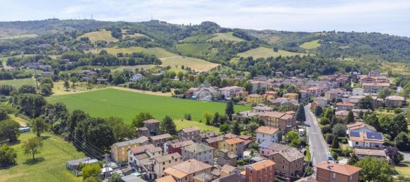 1000m² Land in Scandiano, Italy No. 153679 4