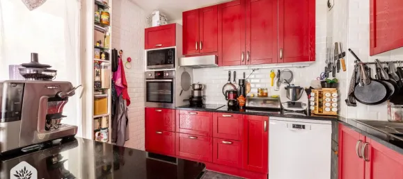 3 bedrooms Apartment in Paris, France No. 323567 5