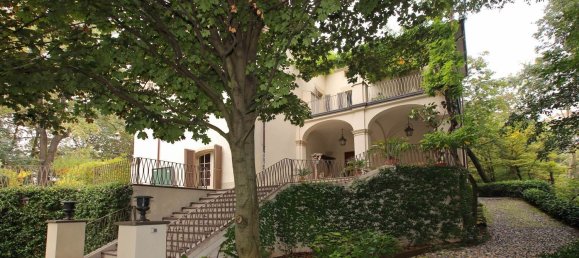 6 rooms Apartment in San Mauro Torinese, Italy No. 164247 2