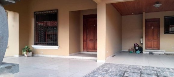 5 bedrooms House in Alajuela, Costa Rica No. 1043 3