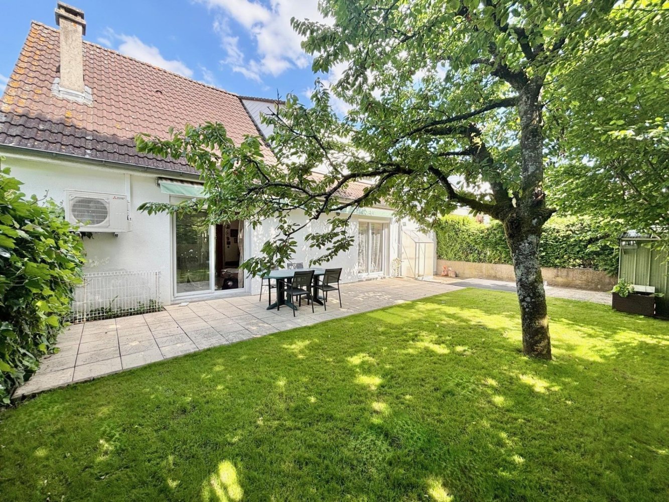3 غرف نوم منزل في Saint-Doulchard, France رقم 58332