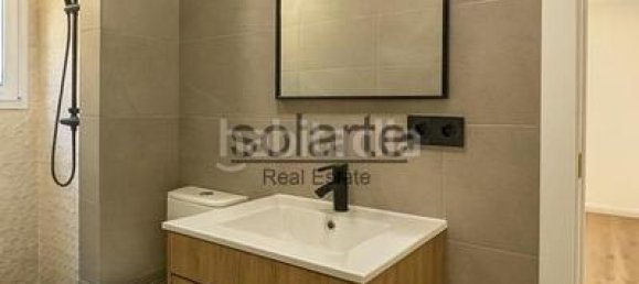 3 bedrooms Apartment in Sant Marti, Spain No. 173683 5