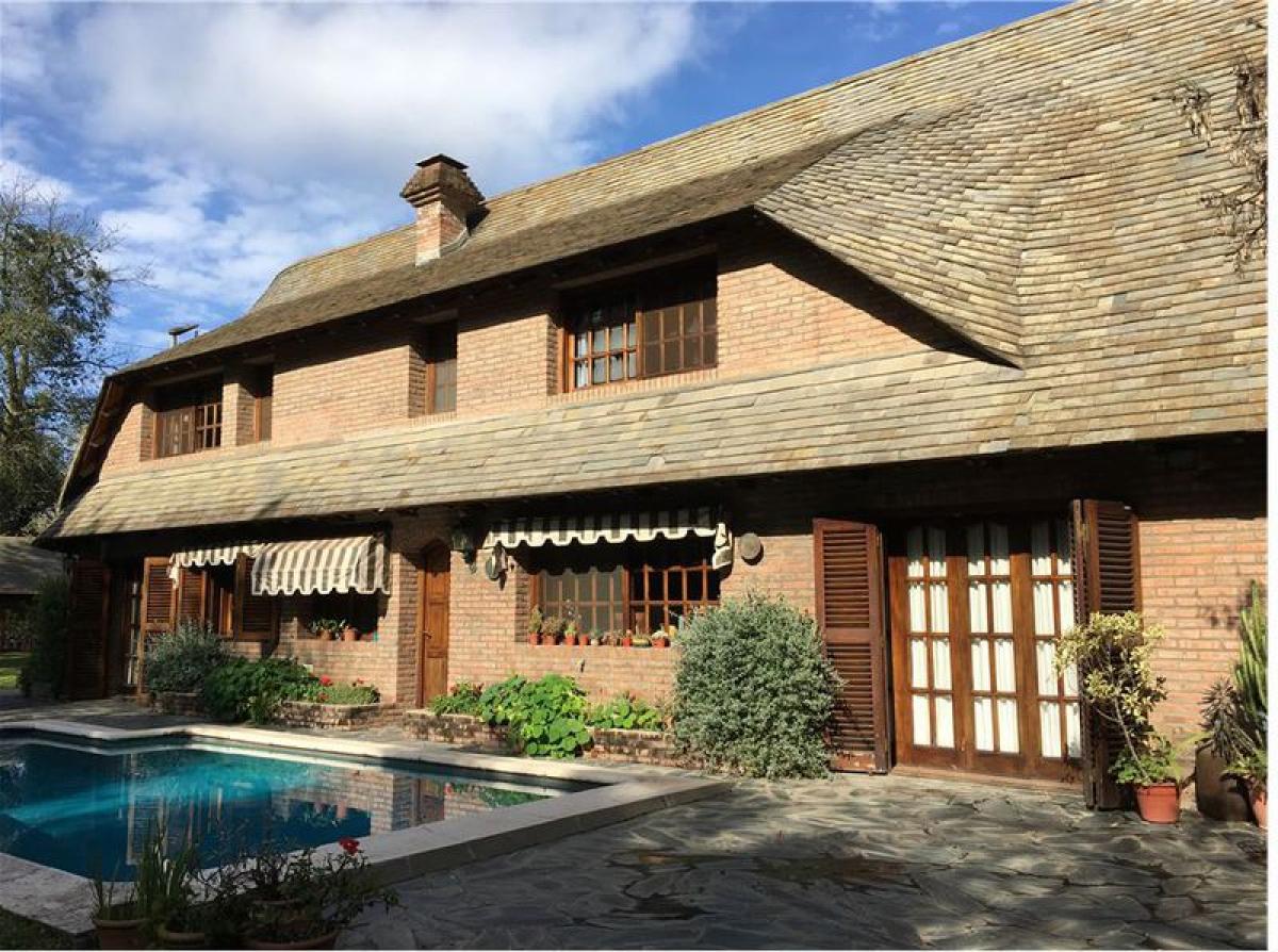 5 bedrooms House in Pilar, Argentina No. 12766