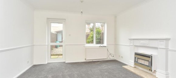 3 bedrooms House in Essex, United Kingdom No. 3976 8