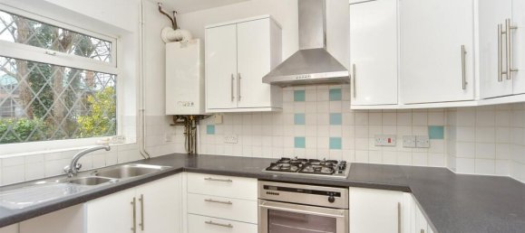 3 bedrooms House in Essex, United Kingdom No. 3976 9