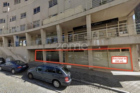 Коммерческая недвижимость 191м² в Вила Нова ди Гая, Португалия № 291718